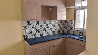 Kitchen Image of 900 Sq.ft 3 BHK Apartment / Flat for rent in Alcove New Kolkata Sangam, Serampore Hooghly for Rs. 25000