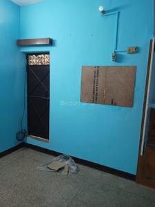 Bedroom Image of 500 Sq.ft 1.5 BHK Apartment / Flat for sale in DDA LIG Flats Pocket E, Dilshad Garden New Delhi for Rs. 5500000