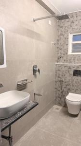 Bathroom Image of 1523 Sq.ft 3 BHK Apartment / Flat for rent in Kumar Sai Nivas, Selaiyur Chennai for Rs. 35000