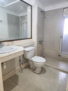 Bathroom Image of 1130 Sq.ft 2.5 BHK Apartment / Flat for sale in Hiranandani Meadows, Thane West Thane for Rs. 23500000