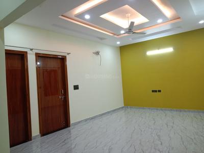 Bedroom Image of 1355 Sq.ft 3 BHK Apartment / Flat for rent in Ratan Royal, Gomti Nagar Lucknow for Rs. 30000