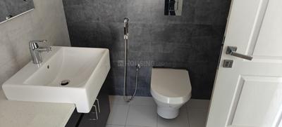 Bathroom Image of 2100 Sq.ft 3 BHK Apartment / Flat for sale in Aparna Sarovar Grande, Nallagandla Hyderabad for Rs. 25000000