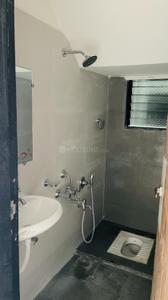 Bathroom Image of 2000 Sq.ft 2 BHK Independent House for rent in Garden City Ankleshwar for Rs. 13000