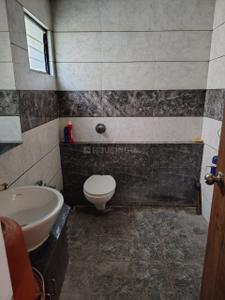 Bathroom Image of 1920 Sq.ft 4 BHK Villa for sale in Vinayak Woodscape, Bill Vadodara for Rs. 9000000