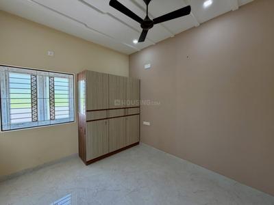 Bedroom Image of 1000 Sq.ft 2.5 BHK Apartment / Flat for sale in Selaiyur Chennai for Rs. 8000000