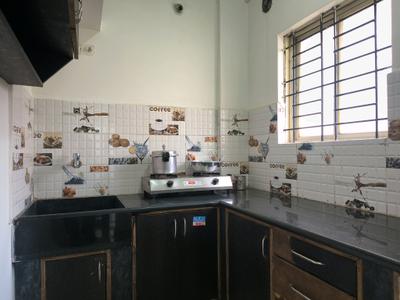 Kitchen Image of 550 Sq.ft 1 BHK Builder Floor for rent in Munnekollal Bengaluru for Rs. 21000