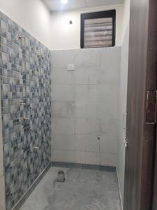 Common Bathroom Image of 800 Sq.ft 2 BHK Apartment / Flat for sale in CI Golf City, Kambakshpur Noida for Rs. 3070000