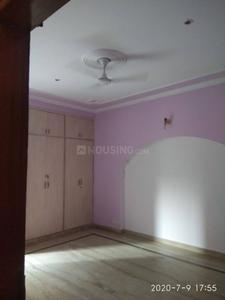 Bedroom Image of 3000 Sq.ft 4.5 BHK Independent House for rent in Sector 61 Noida for Rs. 60000