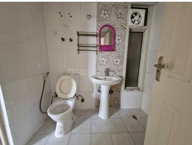 Image of 1295 Sq.ft 3 BHK Apartment / Flat for rent in Supertech Cape Town, Sector 74, Noida for Rs. 28500