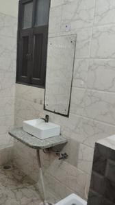 Image of 2152 Sq.ft 3 BHK Builder Floor for rent in Sector 46, Noida for Rs. 42000