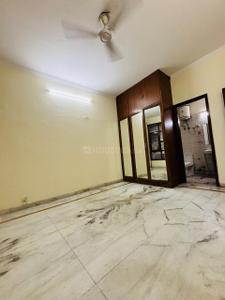 Bedroom Image of 3000 Sq.ft 3 BHK Builder Floor for rent in Greater Kailash New Delhi for Rs. 110000