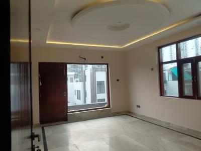 Bedroom Image of 3100 Sq.ft 3 BHK Builder Floor for rent in Sector 46 Noida for Rs. 70000