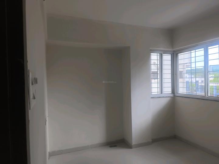 Symphony Apartment Main Image 1