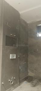 Bathroom Image of 2700 Sq.ft 4 BHK Builder Floor for sale in Paschim Vihar New Delhi for Rs. 45000000