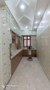 Kitchen Image of 950 Sq.ft 2 BHK Builder Floor for rent in Palam Vihar Gurgaon for Rs. 38000