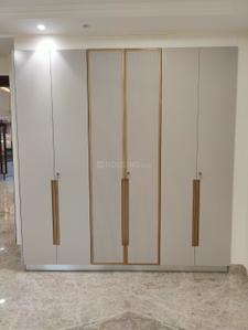 Bedroom Image of 1800 Sq.ft 3 BHK Builder Floor for sale in Shalimar Bagh New Delhi for Rs. 39500000