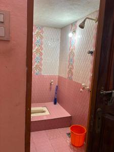 Bathroom Image of 350 Sq.ft 1 BHK Independent House for rent in Tharamani Chennai for Rs. 7500