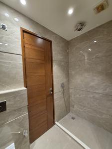 Bathroom Image of 950 Sq.ft 1 BHK Builder Floor for rent in DLF Siris Estate, DLF Phase 3 Gurgaon for Rs. 34500