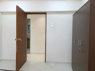 Bedroom Image of 850 Sq.ft 2 BHK Apartment / Flat for rent in Rashi Tower, Goregaon East Mumbai for Rs. 60000