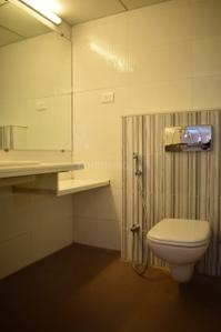 Bathroom Image of 1500 Sq.ft 3 BHK Apartment / Flat for sale in Pristine Prolife, Wakad Pune for Rs. 18500000