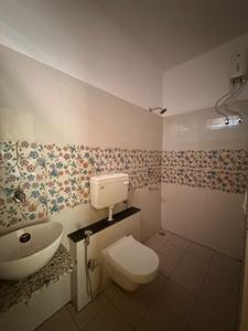 Bathroom Image of 200 Sq.ft 1 RK Studio for rent in Emerald Park City, Bagh Swaniya Bhopal for Rs. 12000