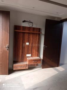 Bedroom Image of 900 Sq.ft 2 BHK Builder Floor for rent in Ramesh Nagar New Delhi for Rs. 35000