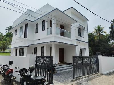 Image of 1750 Sq.ft 5 BHK Independent House for sale in Aroor, Kochi for Rs. 7500000