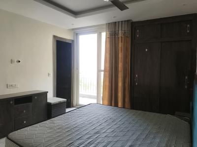 Bedroom Image of 1800 Sq.ft 3 BHK Apartment / Flat for sale in Aastha Greens, Noida Extension Greater Noida for Rs. 16900000