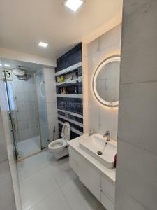 Bathroom Image of 1250 Sq.ft 2 BHK Apartment / Flat for sale in Prabhadevi Mumbai for Rs. 60000000