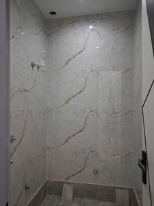 Common Bathroom Image of 540 Sq.ft 2 BHK Builder Floor for rent in Nawada New Delhi for Rs. 18500