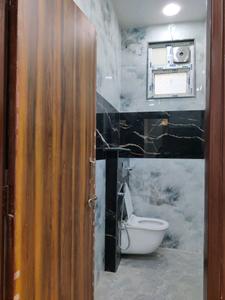 Common Bathroom Image of 900 Sq.ft 2 BHK Builder Floor for sale in Lal Kuan Ghaziabad for Rs. 4965000