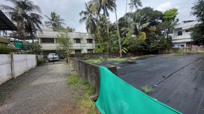Image of 4356 Sq.ft Residential Plot / Land for sale in Vyttila, Kochi for Rs. 20500000