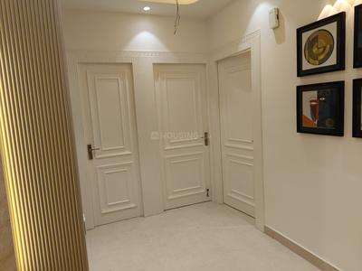 Bathroom Image of 694 Sq.ft 2 BHK Apartment / Flat for sale in Signature Global Orchard Avenue , Sector 93 Gurgaon for Rs. 6800000