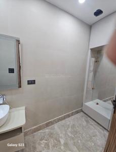 Bathroom Image of 1900 Sq.ft 3 BHK Builder Floor for sale in Mansarover Garden New Delhi for Rs. 40000000
