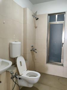 Common Bathroom Image of 850 Sq.ft 2 BHK Apartment / Flat for rent in Eden Woods Complex, Thane West Thane for Rs. 40000
