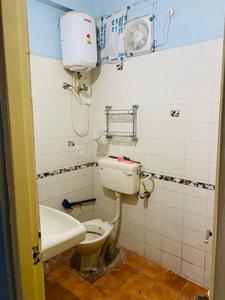 Bathroom Image of 1700 Sq.ft 3 BHK Apartment / Flat for sale in Baikunth Dham Indore for Rs. 9000000