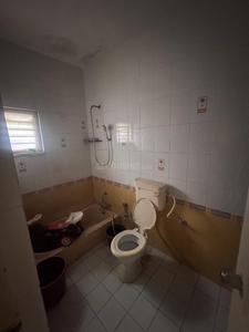 Bathroom Image of 1800 Sq.ft 3 BHK Independent House for rent in Science City Ahmedabad for Rs. 42000