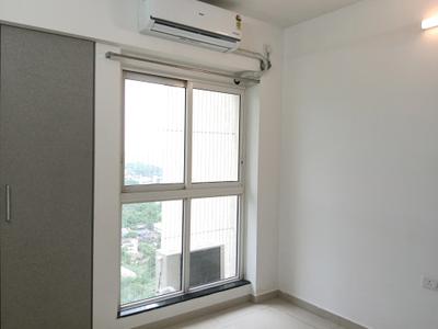 Bedroom Image of 925 Sq.ft 3 BHK Apartment / Flat for rent in Kasarvadavali Thane for Rs. 45000