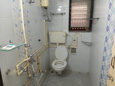 Image of 980 Sq.ft 2 BHK Apartment / Flat for rent in Malad West, Mumbai for Rs. 51500