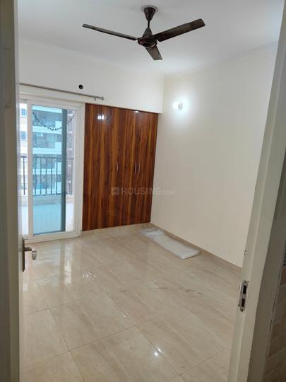 Gaurs 14th Avenue Main Image 1