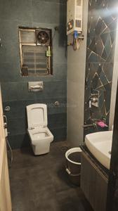 Bathroom Image of 1200 Sq.ft 2 BHK Apartment / Flat for rent in Skylark Maruti Tower, Kharghar Navi Mumbai for Rs. 52000