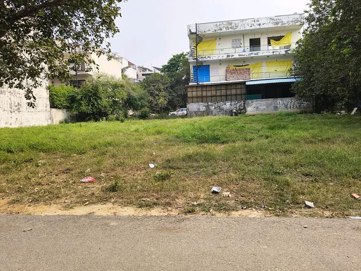 DLF Phase 1 Main Image 1