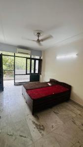Bedroom Image of 2500 Sq.ft 4 BHK Builder Floor for rent in DLF Phase 2 Gurgaon for Rs. 70000