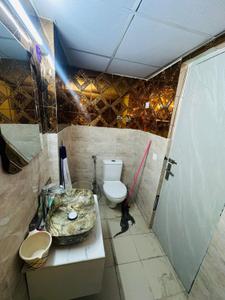 Bathroom Image of 1128 Sq.ft 3 BHK Apartment / Flat for sale in UCHDPL Wave Executive Floors G, Wave City Ghaziabad for Rs. 10200000