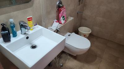 Image of 1575 Sq.ft 3 BHK Apartment / Flat for sale in SJR Blue Water PH 3, Parappana Agrahara, Bengaluru for Rs. 18200000
