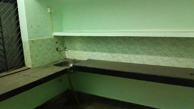 Kitchen Image of 1000 Sq.ft 2 BHK Apartment / Flat for rent in Civil Lines Allahabad for Rs. 20000