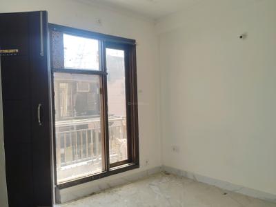 Bedroom Image of 1150 Sq.ft 3 BHK Apartment / Flat for sale in Said-Ul-Ajaib New Delhi for Rs. 6000000