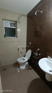 Bathroom Image of 1150 Sq.ft 2 BHK Apartment / Flat for rent in Sai Parijatha, Kodikal Mangalore for Rs. 25000