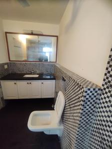 Bathroom Image of 3000 Sq.ft 3 BHK Builder Floor for rent in Neeti Bagh New Delhi for Rs. 150000