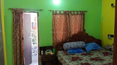 Bedroom Image of 600 Sq.ft 1.5 BHK Apartment / Flat for rent in Beliaghata Kolkata for Rs. 12000